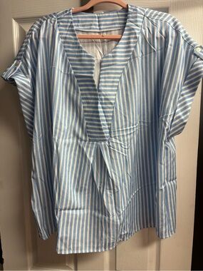 SHEIN Light Blue and White Striped V-Neck Tunic Top
